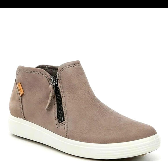 Ecco Shoes - ECCO Women's Soft 7 Nubuck Low Zip Sneaker Booties